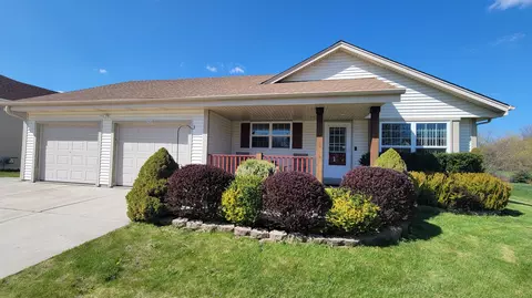 3932 E Maple, Oak Creek, WI 53154
