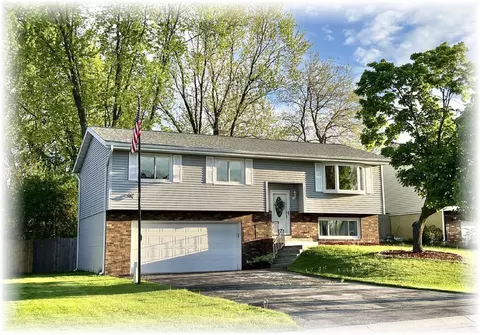 5223 Emstan Hls, Racine, WI 53406