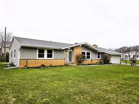 175 S Beaumont, Brookfield, WI 53005