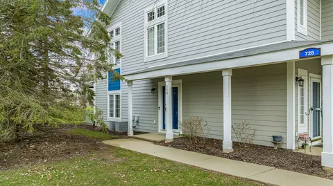 728 Geneva National #6-13, Geneva, WI 53147