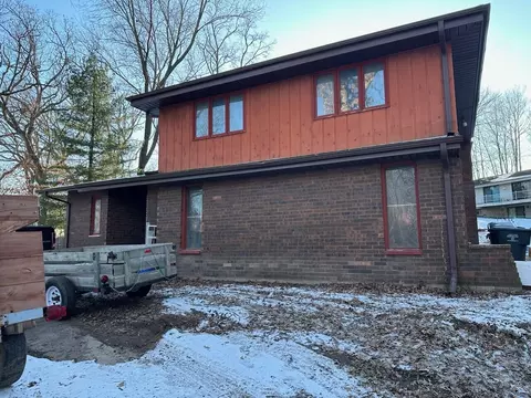 w298s10735 Phantom Woods, Mukwonago, WI 53149