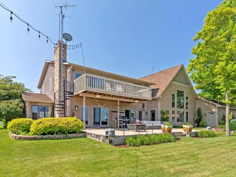 3060 Cottage, Two Rivers, WI 54241