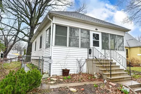 437 S 66th, Milwaukee, WI 53214
