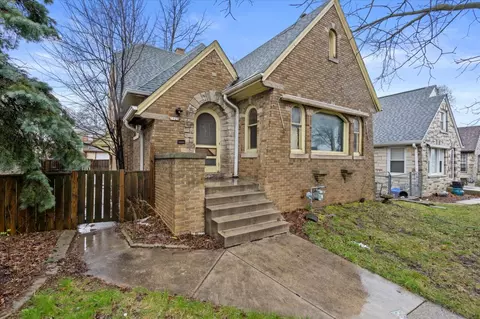 3929 N 51st, Milwaukee, WI 53216