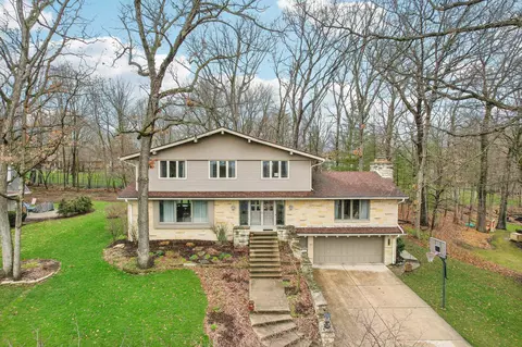3715 Mary Clf, Brookfield, WI 53005