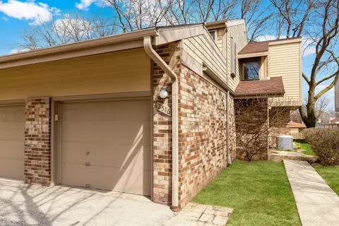 2516 W Parnell, Milwaukee, WI 53221