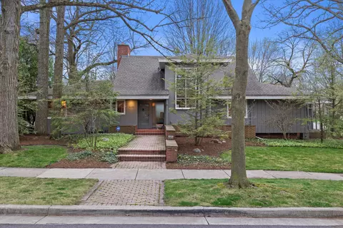 4685 N Wilshire, Whitefish Bay, WI 53211