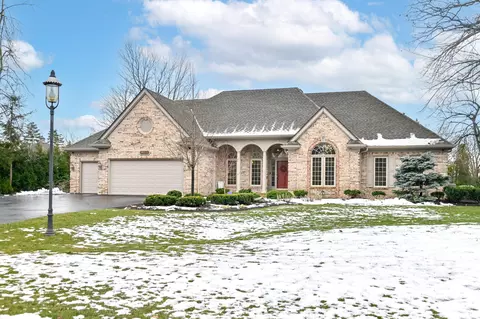 14255 Woodmount, Brookfield, WI 53005
