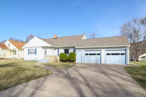 1219 26th, La Crosse, WI 54601