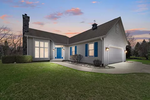 10206 N Hayden, Mequon, WI 53097