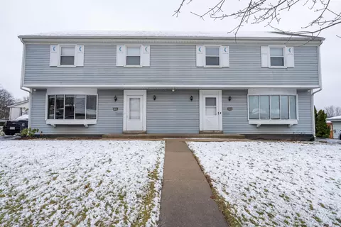 1567 Dover #1569, Waukesha, WI 53186