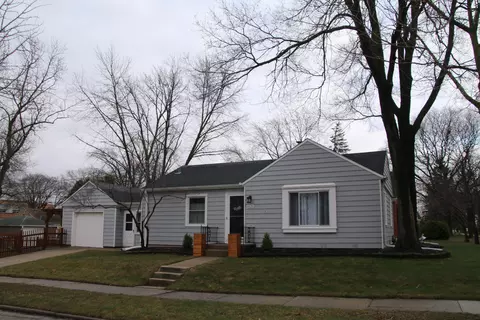 8129 W Chambers, Milwaukee, WI 53222