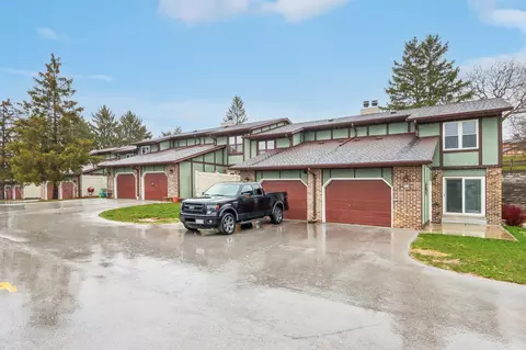 529 Hartridge, Hartland, WI 53029