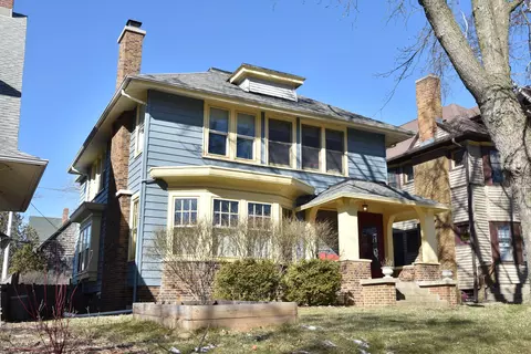 3057 N Murray, Milwaukee, WI 53211