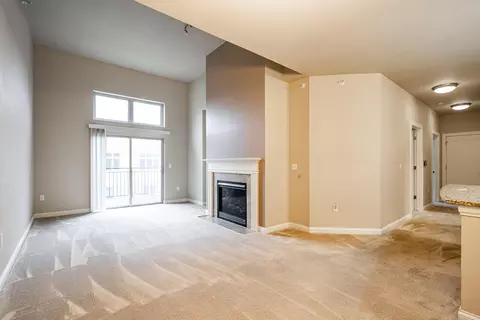 141 Main #409, Racine, WI 53403