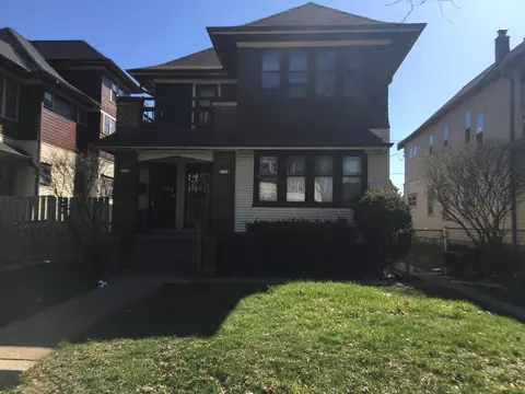 2734 N 48th #2736, Milwaukee, WI 53210