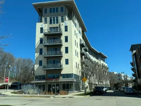 2080 N Commerce #210, Milwaukee, WI 53212