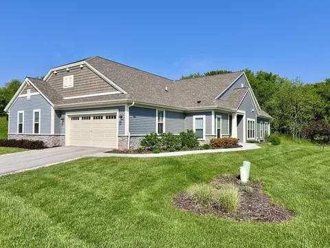n55w35150 Coastal, Oconomowoc, WI 53066