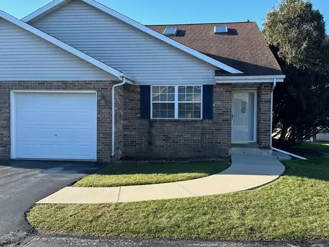 321 Davis #1, Elkhorn, WI 53121