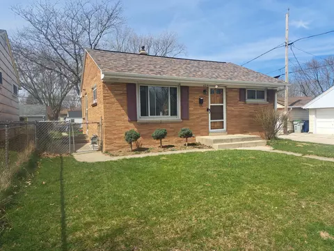 4319 S Logan, Milwaukee, WI 53207