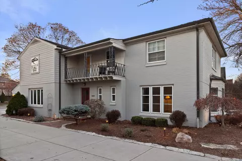 3459 N N Lk, Milwaukee, WI 53211
