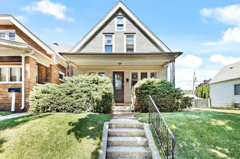 3728 E Somers #3728A, Cudahy, WI 53110