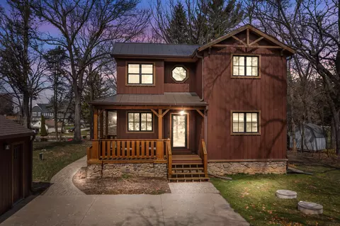 w376s5119 E Pretty Lk, Ottawa, WI 53118