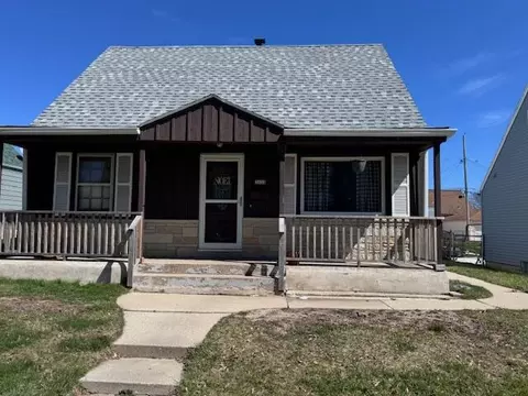 3628 S 17th, Milwaukee, WI 53221