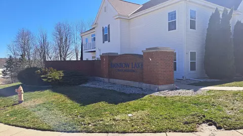 2135 Rainbow Lk #113, West Bend, WI 53090
