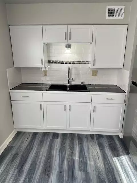 3851 N 60th, Milwaukee, WI 53216