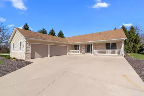 n73w30954 Kentucky Oaks, Merton, WI 53029