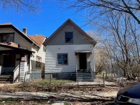2956 N 23rd, Milwaukee, WI 53206