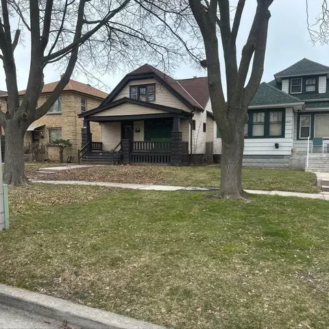 4642 N 30th, Milwaukee, WI 53209