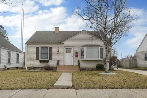2509 Hayes, Racine, WI 53405