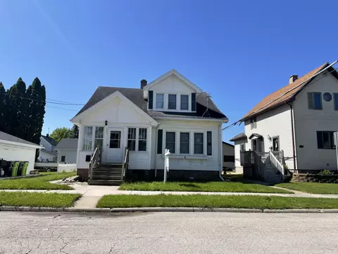 709 Chicago, Kiel, WI 53042
