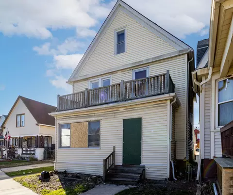 2134 W Forest Home, Milwaukee, WI 53215