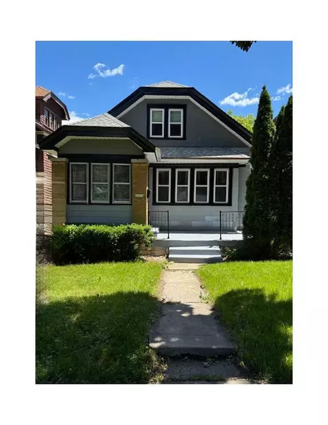 2606 N 56th, Milwaukee, WI 53210