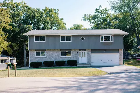 115 Hawthorn, Twin Lakes, WI 53181