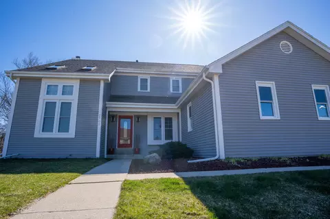 2705 Burton, Waukesha, WI 53188