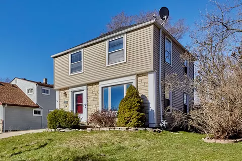 937 S 97th, West Allis, WI 53214