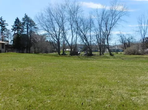 Lt0 27th, Somers, WI 53144