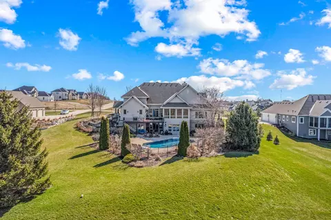 w263n6209 Ridge, Lisbon, WI 53089