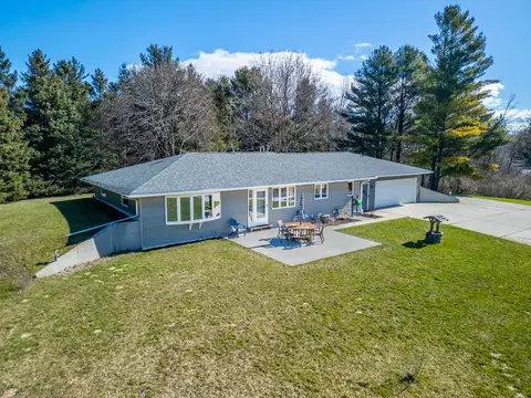 w1406 Foster Road, Holland, WI 53070