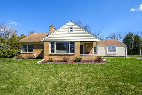 2330 N 130th, Brookfield, WI 53005