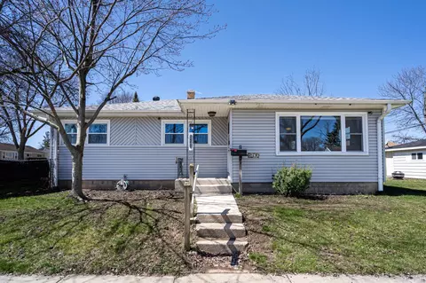 5243 N 82nd, Milwaukee, WI 53218