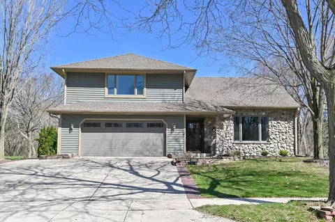 3016 Cone Vw, Waukesha, WI 53188