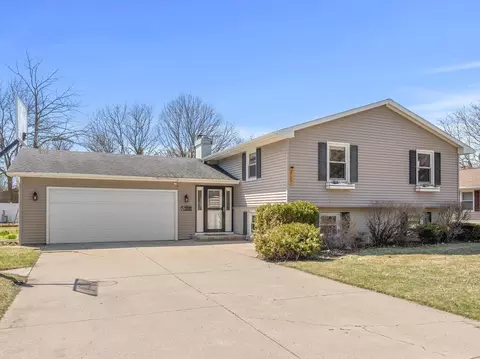 3709 Michigan, Manitowoc, WI 54220
