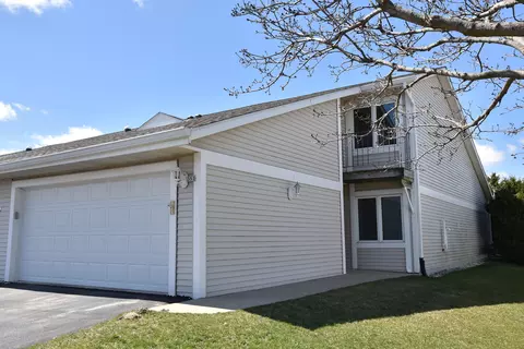 351 Hartford, Hartford, WI 53027