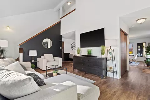 4203 W College, Milwaukee, WI 53221