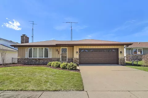 4002 52nd, Kenosha, WI 53144